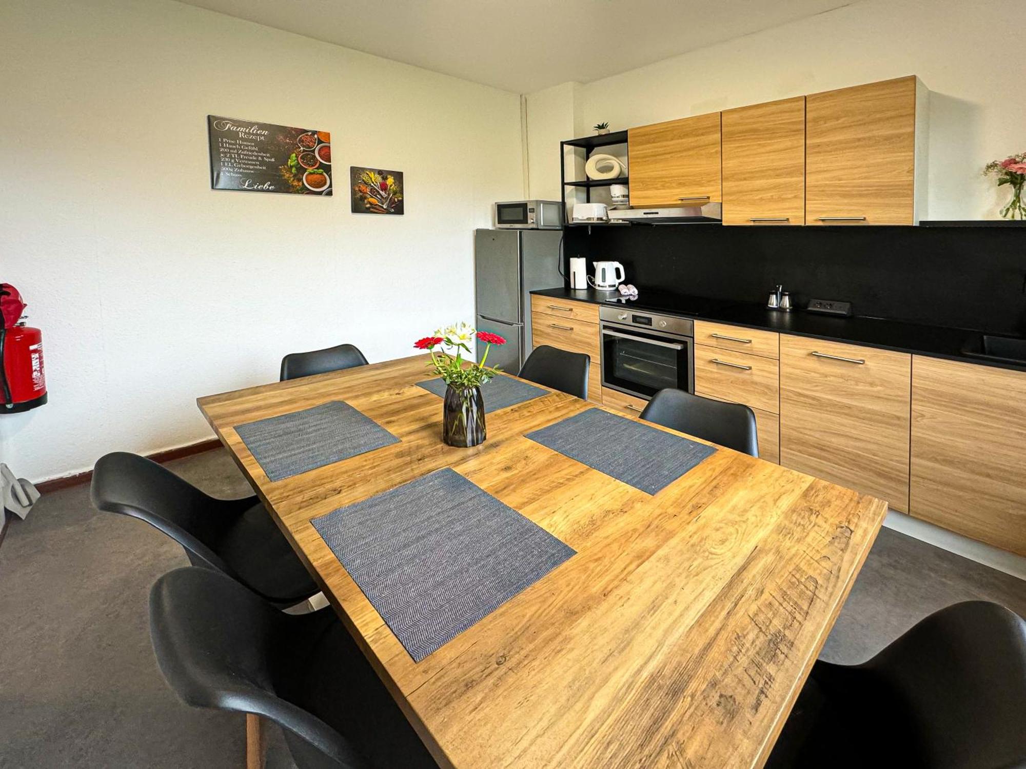 Immostay Ferienhaus Mit Garten & Free Parking Bremen Bagian luar foto